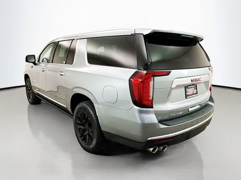 Used 2024 GMC Yukon XL Denali AWD/4WD image 5