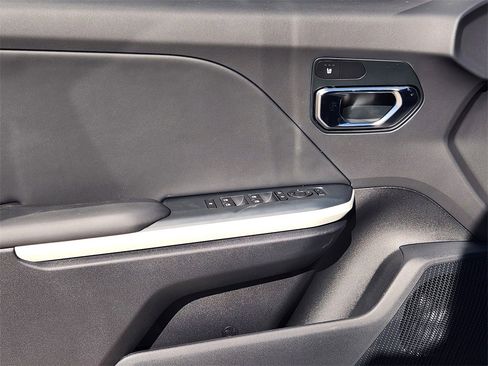 New 2025 Kia K4 GT-Line image 15