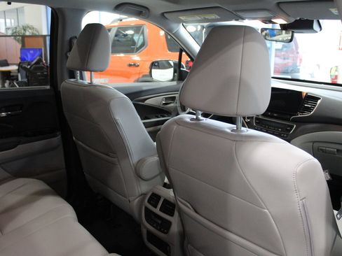 Certified 2019 Honda Pilot EX-L image 19
