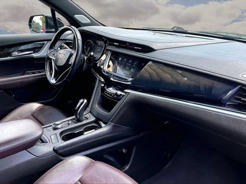 Used 2021 Cadillac XT6 Premium Luxury AWD/4WD image 26