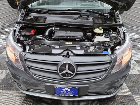Used 2022 Mercedes-Benz Metris image 32