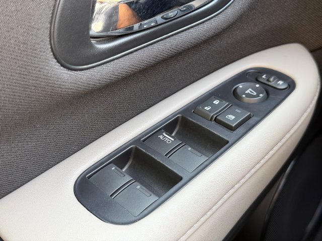 Used 2019 Honda HR-V LX image 26