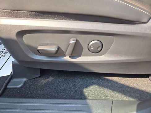 New 2025 Nissan Pathfinder SL image 10