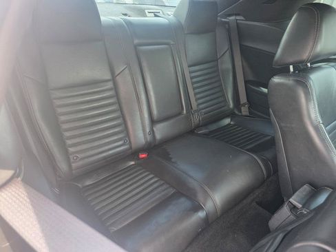 Used 2013 Dodge Challenger R/T RWD image 10