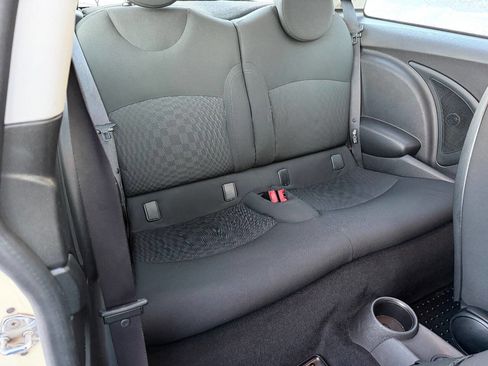 Used 2008 MINI Cooper Hardtop image 13