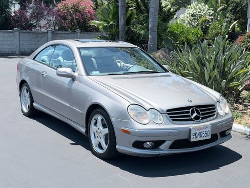 Used 2003 Mercedes-Benz CLK 500 Coupe image 4
