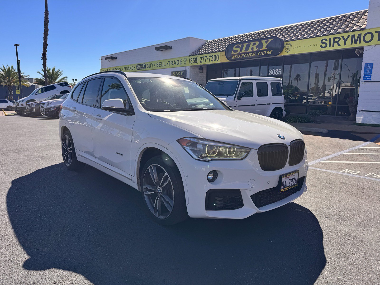 Used 2017 BMW X1 xDrive28i AWD/4WD image 1