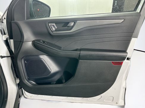 Used 2024 Ford Escape Active image 31