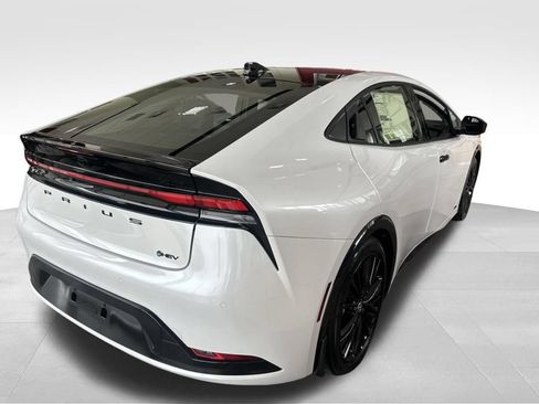 New 2026 Toyota Prius AWD image 4