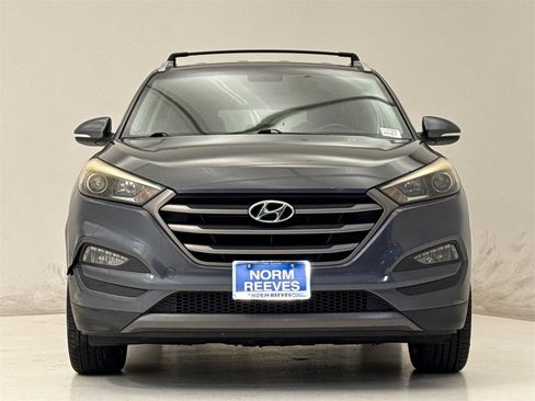 Used 2016 Hyundai Tucson Sport image 3