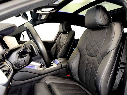Certified 2023 BMW X6 xDrive40i w/ Executive Package image 20