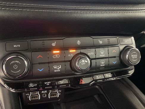 Used 2021 Dodge Durango GT AWD/4WD image 11