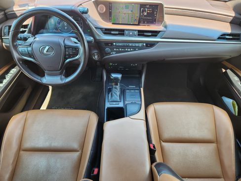 Used 2020 Lexus ES 350 w/ Premium Package FWD image 21