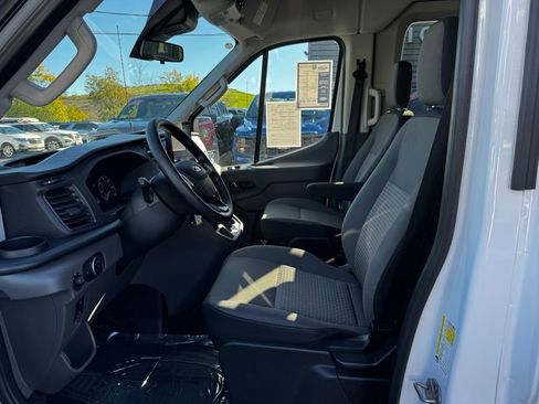 Used 2025 Ford Transit 350 XLT image 12