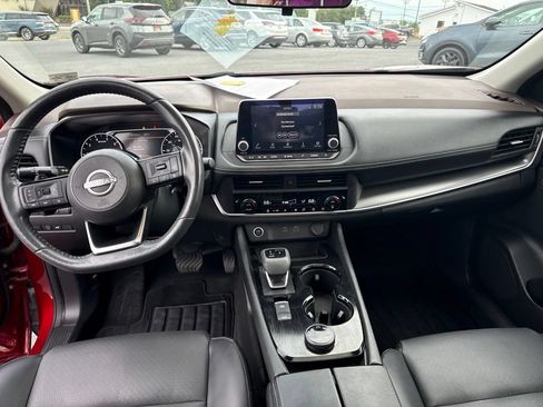 Used 2023 Nissan Rogue SV w/ SV Premium B Package AWD/4WD image 15