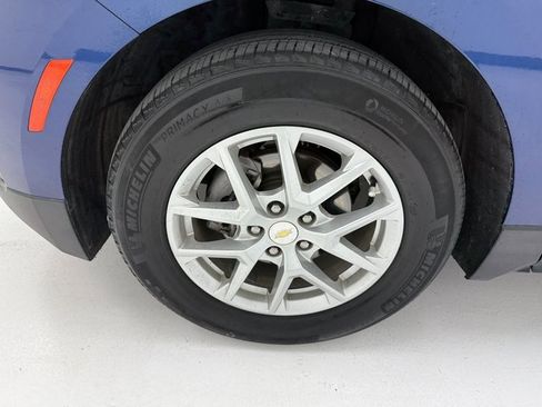 Used 2022 Chevrolet Equinox LS w/ LS Convenience Package image 7