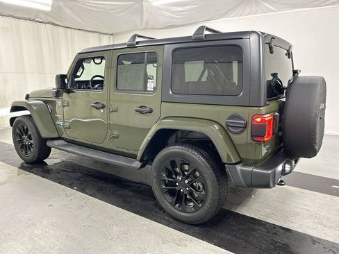 Used 2021 Jeep Wrangler Unlimited Sahara w/ Dual Top Group AWD/4WD image 7