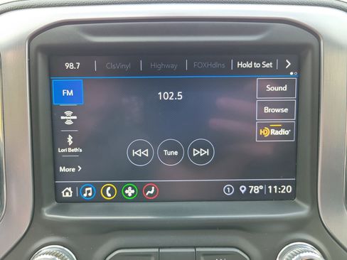 Used 2020 GMC Sierra 1500 Elevation w/ Elevation Value Package image 9