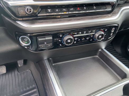 Used 2024 Chevrolet Silverado 3500 LTZ w/ LTZ Plus Package image 15