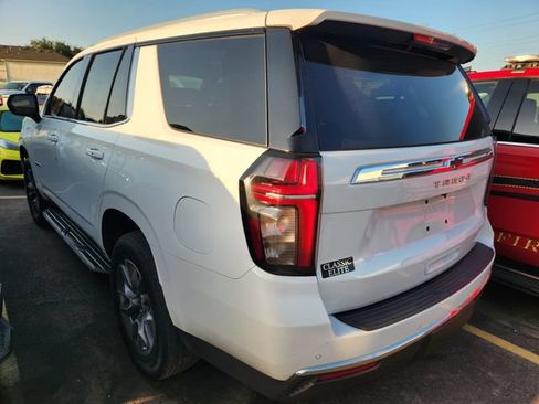 Used 2023 Chevrolet Tahoe LS RWD image 3