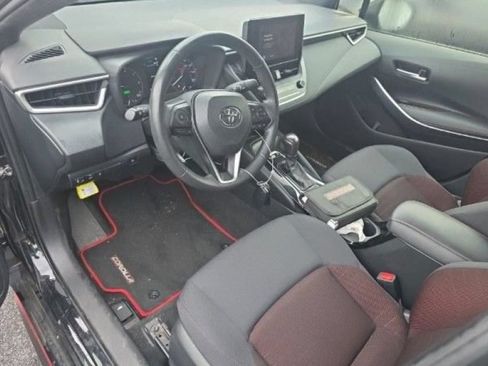 Used 2023 Toyota Corolla SE FWD image 6