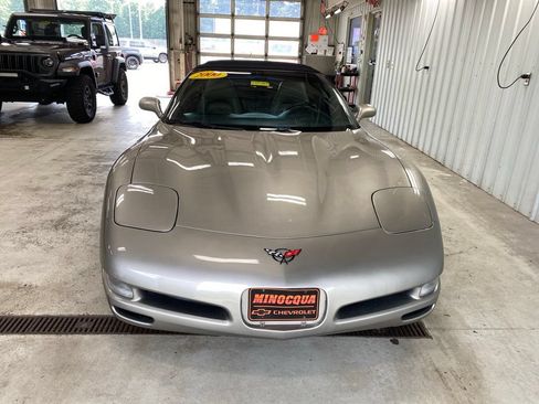 Used 2000 Chevrolet Corvette Convertible w/ Performance Handling Pkg RWD image 6
