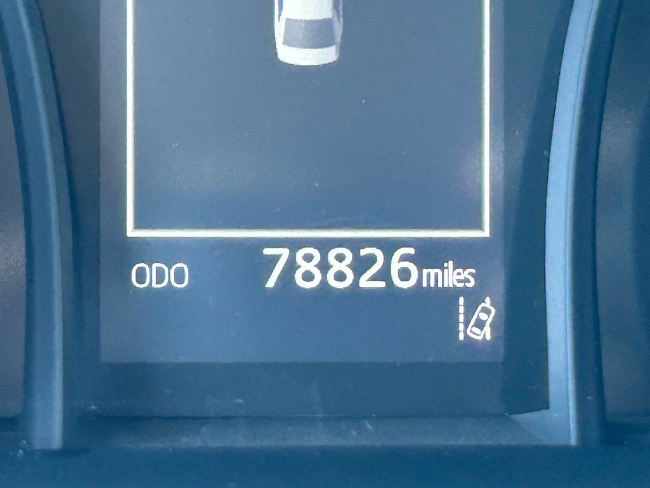 Used 2022 Toyota Camry LE w/ Carpet Mat Package (TMS) FWD image 27