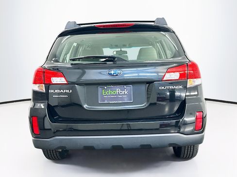 Used 2012 Subaru Outback 2.5i w/ Alloy Wheel Pkg image 7