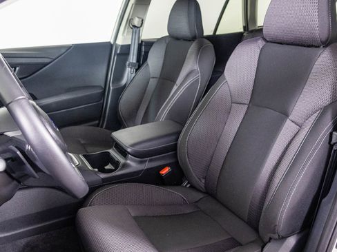 Used 2025 Subaru Outback Premium w/ Popular Package #1A image 15