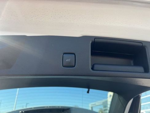 Used 2023 Ford Escape Platinum image 16