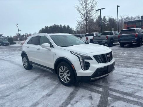 Used 2023 Cadillac XT4 Premium Luxury w/ Driver Assist Package image 4