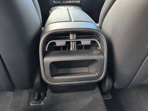 Used 2026 Mercedes-Benz E 350 Sedan image 18