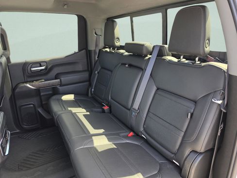 Used 2020 GMC Sierra 1500 Denali w/ Denali Ultimate Package AWD/4WD image 19