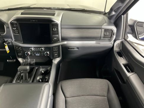 Used 2025 Ford F150 XLT w/ Equipment Group 301A Standard AWD/4WD image 17