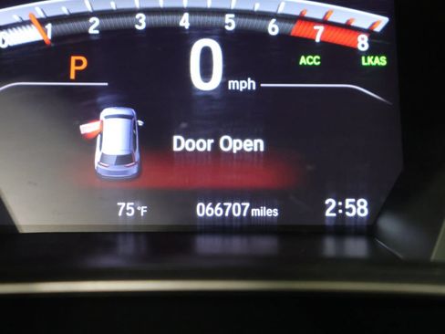 Used 2020 Honda CR-V Touring image 41