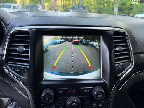 Used 2018 Jeep Grand Cherokee High Altitude RWD image 49