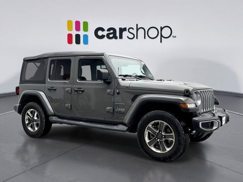 Used 2018 Jeep Wrangler Unlimited Sahara image 7