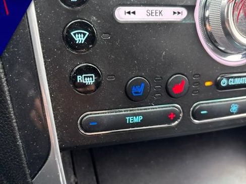 Used 2017 Ford Explorer Limited w/ Equipment Group 303A AWD/4WD image 18