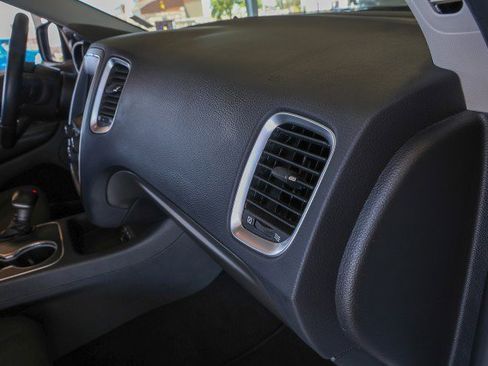 Used 2020 Dodge Durango SXT w/ 3rd Row Seating Group RWD image 36
