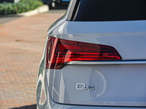 Certified 2023 Audi Q5 2.0T Premium Plus w/ Premium Plus Package image 9