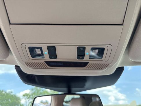 Used 2021 Ford Explorer XLT w/ Equipment Group 202A RWD image 40