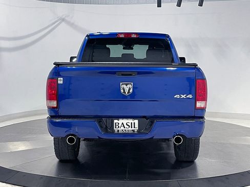 Used 2018 RAM 1500 Express w/ Express Value Package AWD/4WD image 8