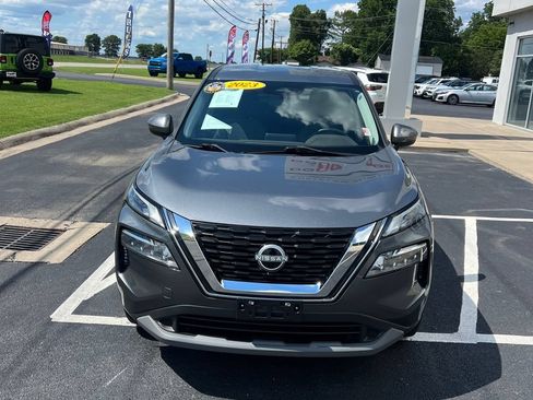 Used 2023 Nissan Rogue SV FWD image 5