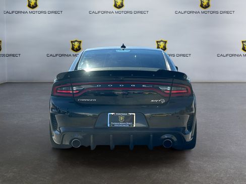 Used 2020 Dodge Charger SRT Hellcat w/ Navigation & Travel Group RWD image 4