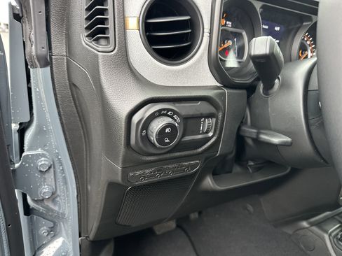 New 2026 Jeep Gladiator Sport image 14