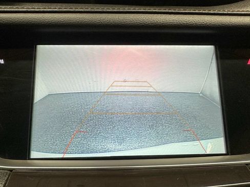 Used 2018 Cadillac XT5 Luxury image 15