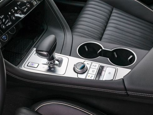 New 2026 Genesis G70 2.5T Prestige image 19