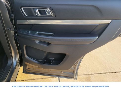 Used 2018 Ford Explorer XLT w/ Equipment Group 202A image 53