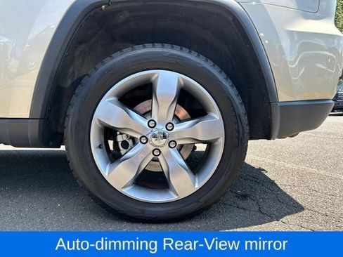 Used 2011 Jeep Grand Cherokee Overland AWD/4WD image 41