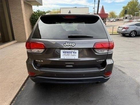 Used 2021 Jeep Grand Cherokee Laredo image 8